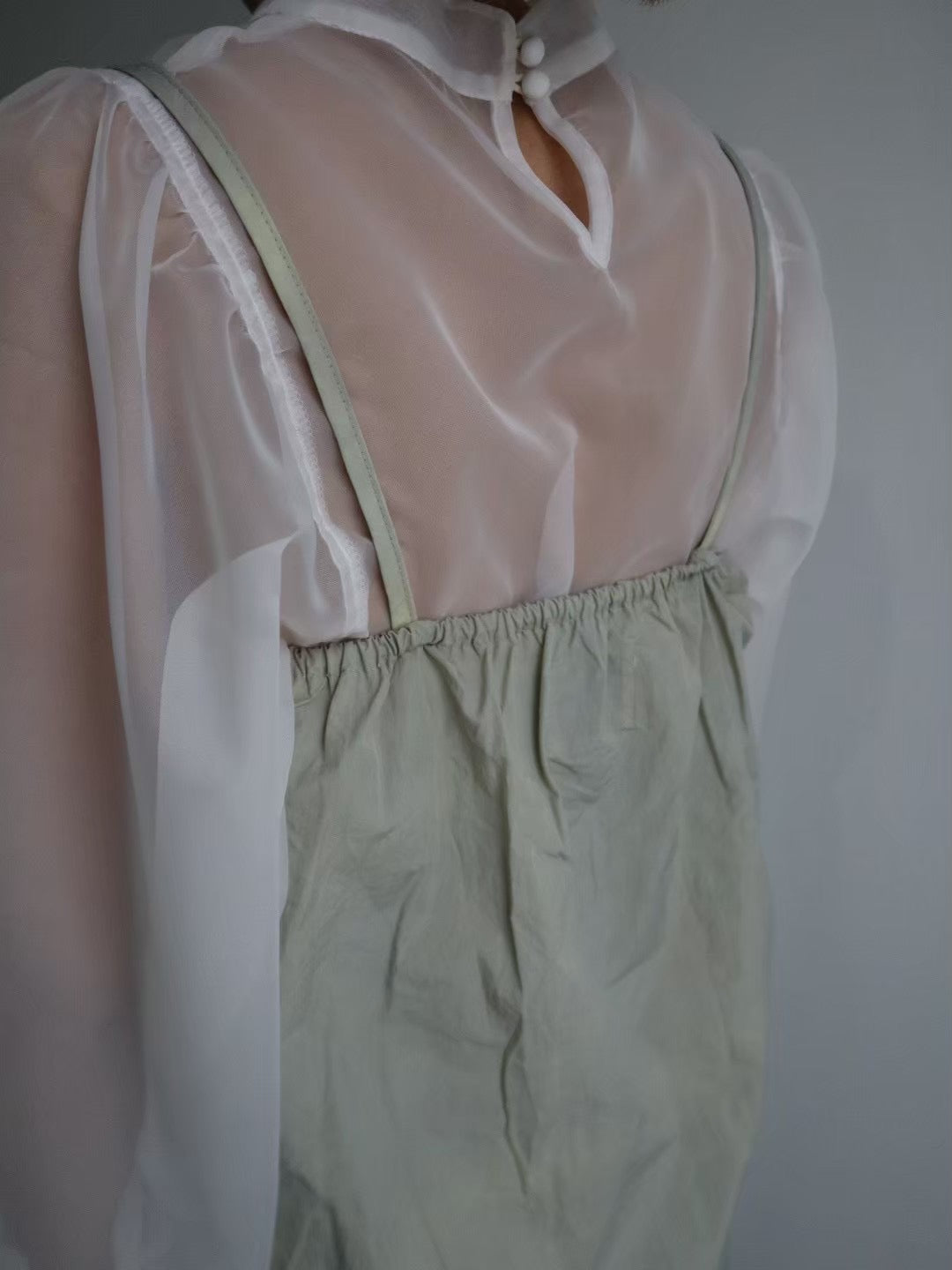 marble color camisole onepiece