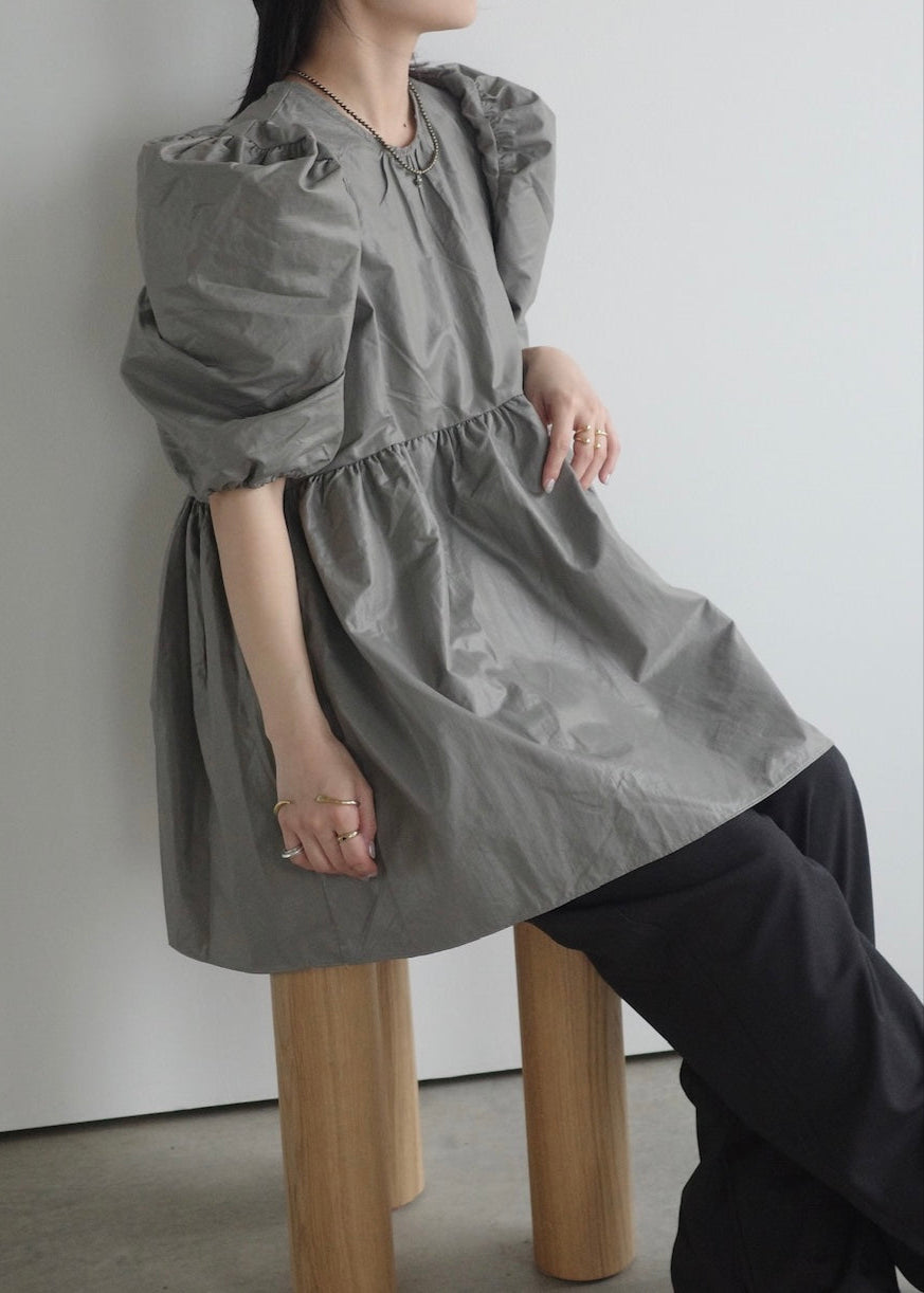 puff sleeve mini dress
