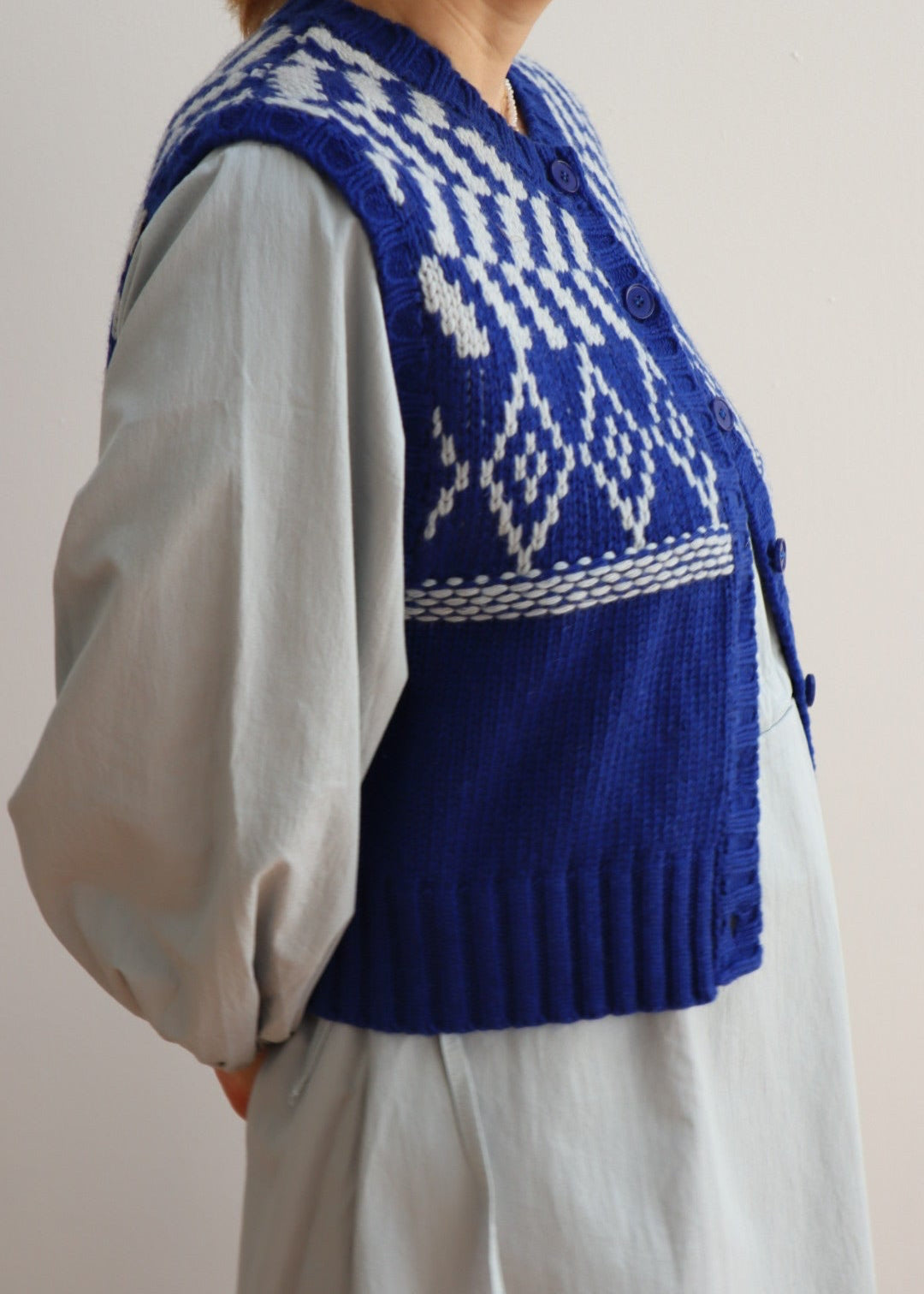 design short knit vest