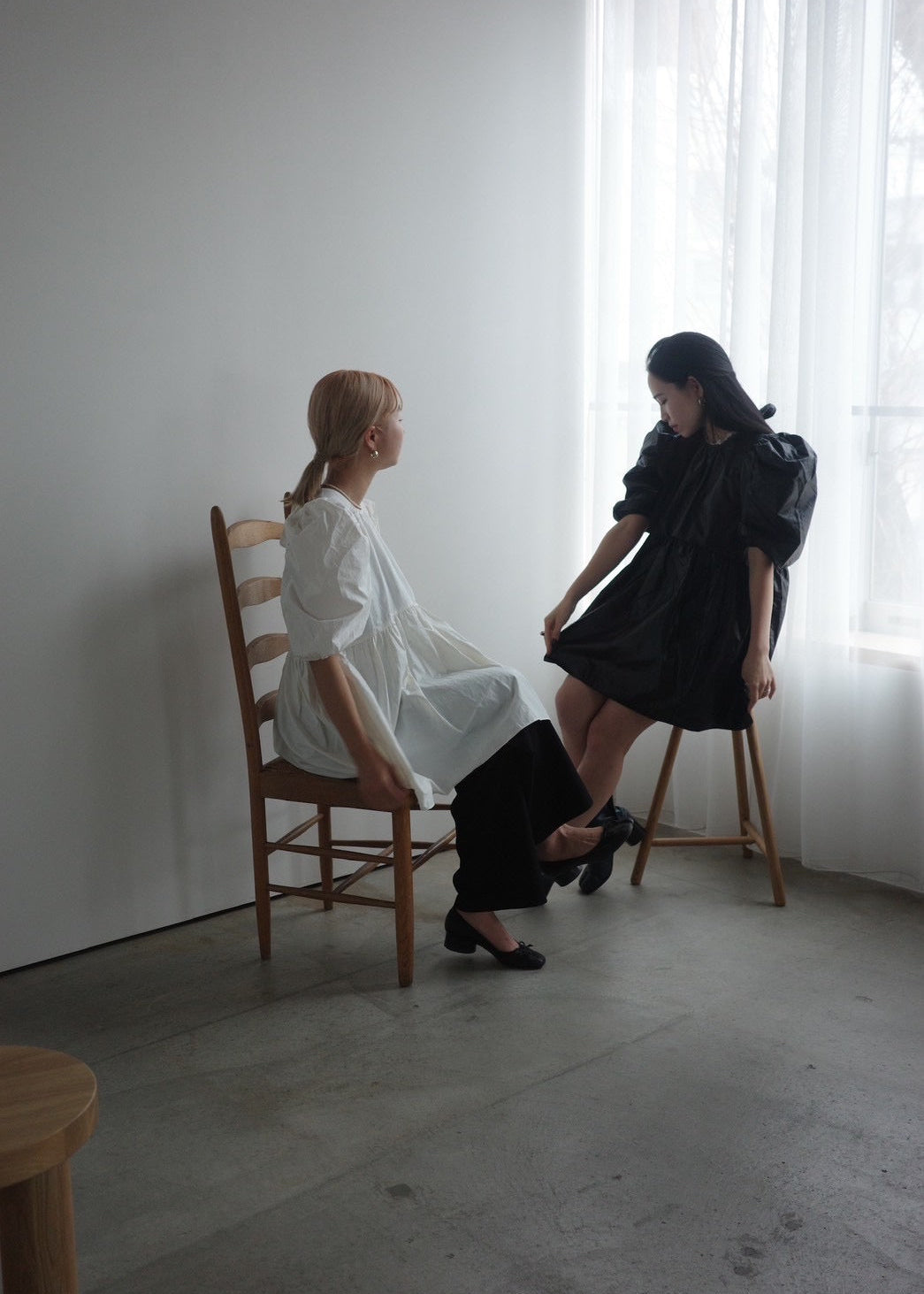 puff sleeve mini dress