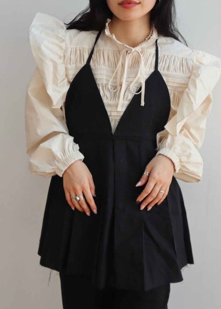 frill ribbon blouse