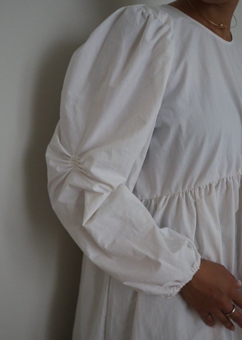 back ribbon mini dress