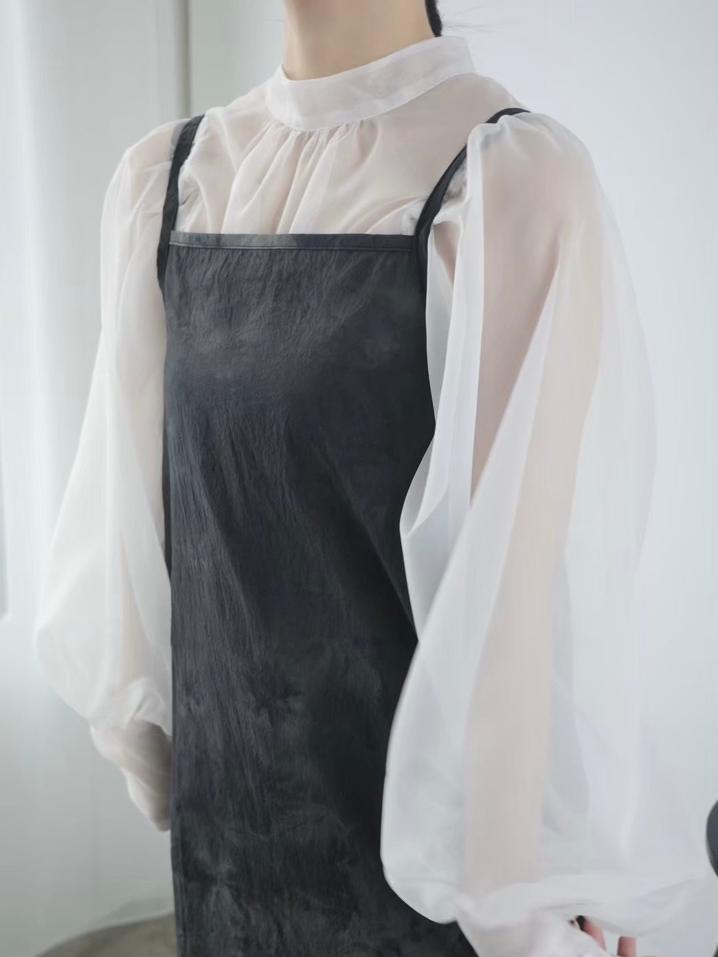 marble color camisole onepiece