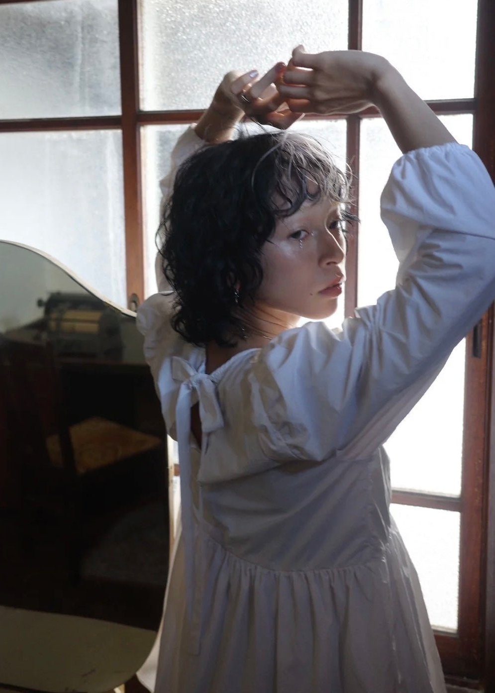 back ribbon mini dress