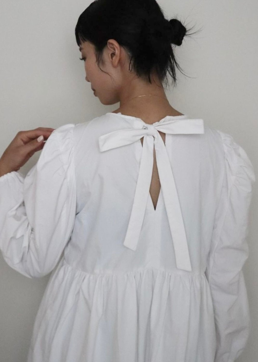 back ribbon mini dress