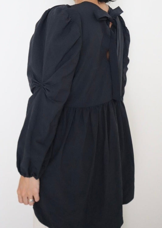 back ribbon mini dress