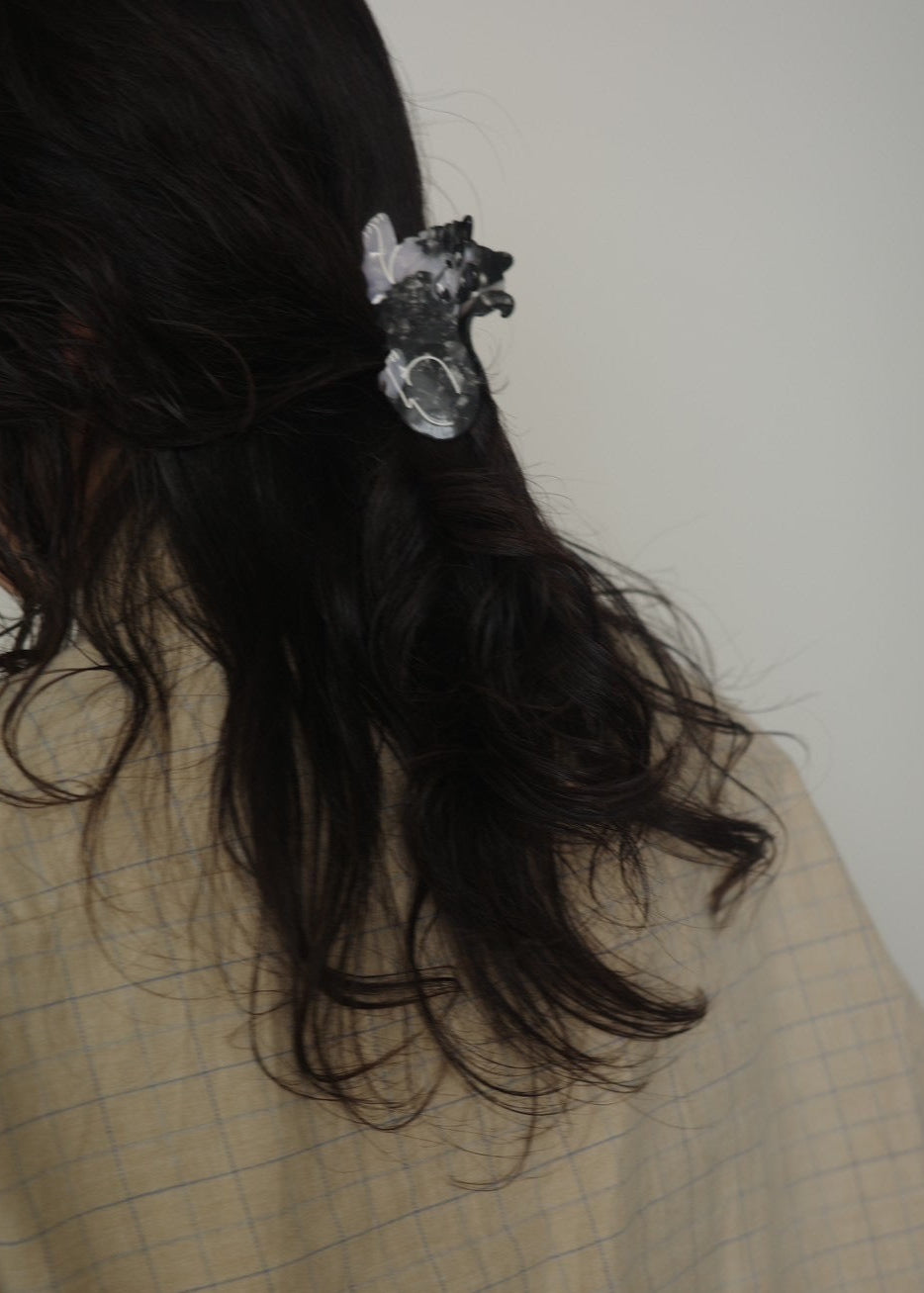 dog hair clip